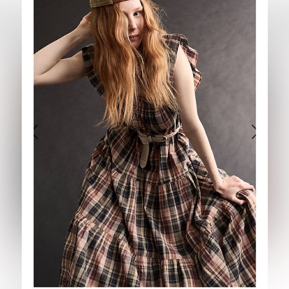 Madewell Flutter-Sleeve Tiered Midi dress in plaid size medium